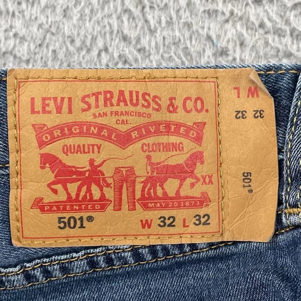 Levi's 501 XX Jeans Mens 32x32 Blue Button Fly Medium Wash Denim - Picture 3 of 9